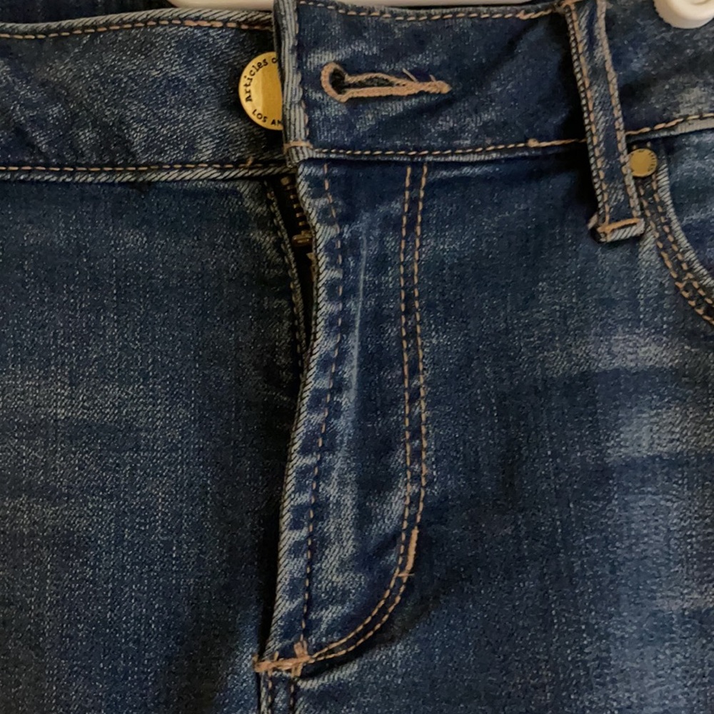 Jeans - Picture 2 of 5